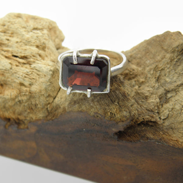 Window Garnet Ring