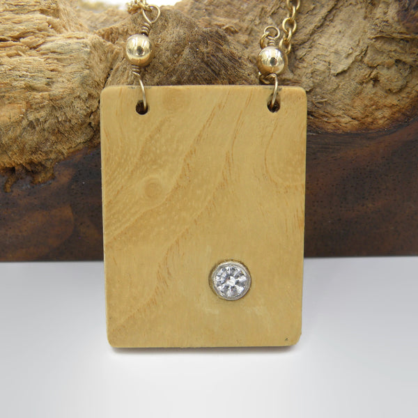 Maple Gold Geometric Necklace