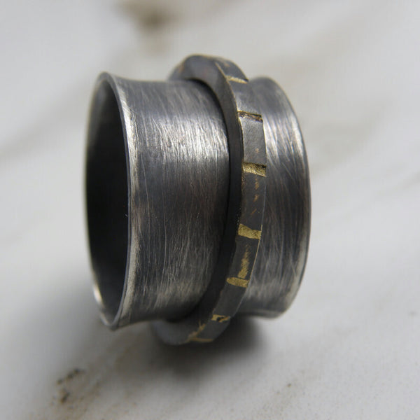 Gold Inlay Fulfillment Spinner Ring
