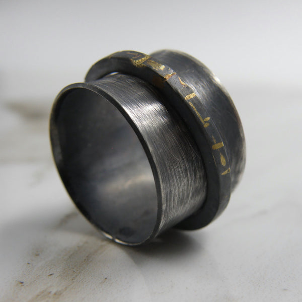 Gold Inlay Fulfillment Spinner Ring