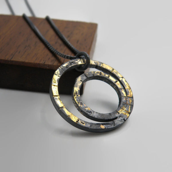 Gold Inlay Double Circle Fulfillment Necklace