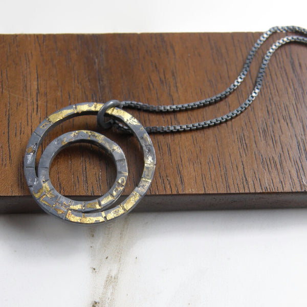 Gold Inlay Double Circle Fulfillment Necklace