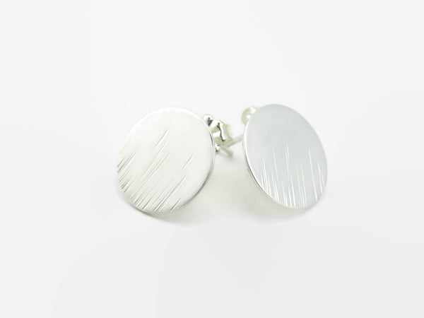 Silver Blades of Grass Studs