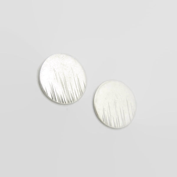 Silver Blades of Grass Studs