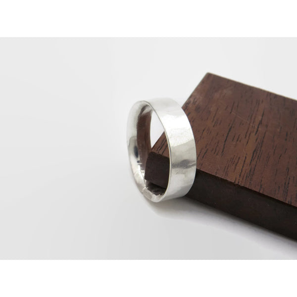 Rustic Faceted Comfort Fit Band