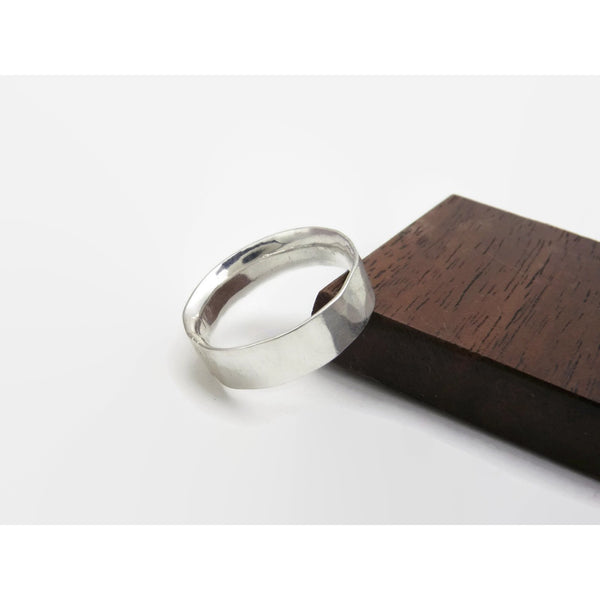 Rustic Faceted Comfort Fit Band