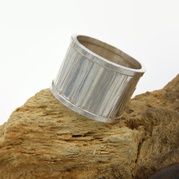 Tree Bark Ring